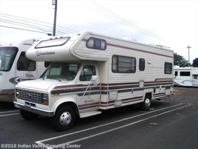 Throwback Thursday Vintage RV: 1988 Coachmen Leprechaun 27