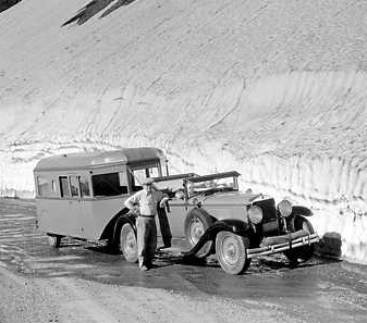 1933_car&trailer