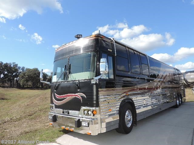 Throwback Thursday: 1999 Prevost Liberty XL 45XL
