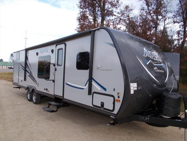 RV Find of the Week: Coachmen Apex Travel Trailer