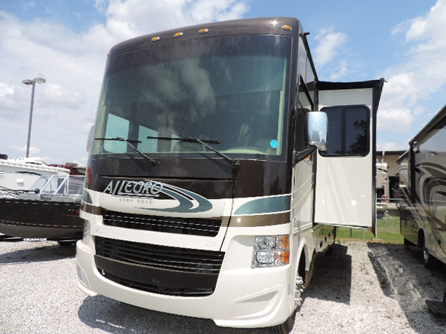 Featured RV Dealer: Alliance Coach