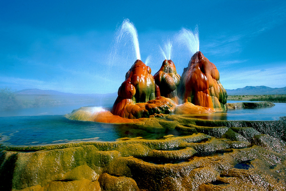 25 Best Natural Wonders and Exotic Places to Visit in the US