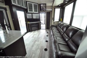 2018 Heartland RV Road Warrior RW427