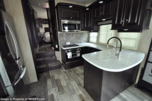 2018 Heartland RV Road Warrior RW427