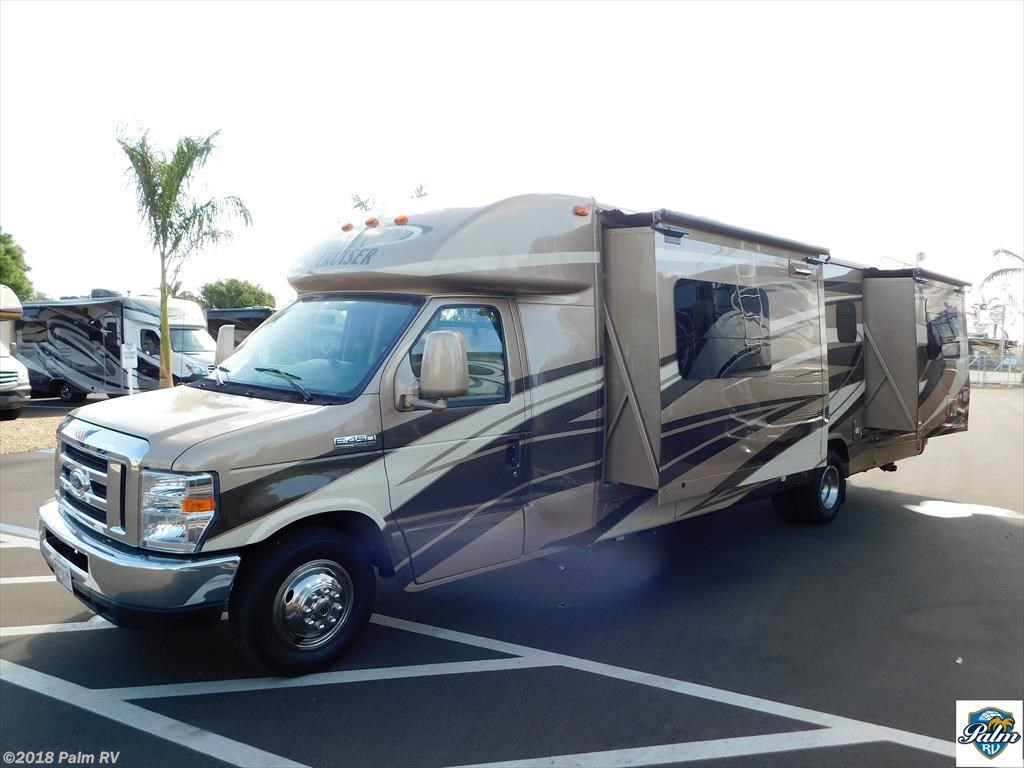 Find of the Week: 2015 Phoenix Cruiser 2910D