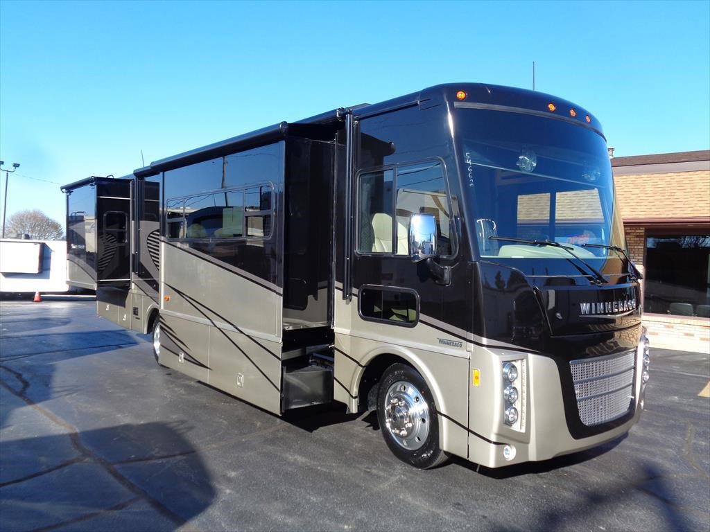 2018 Winnebago Sightseer 33C