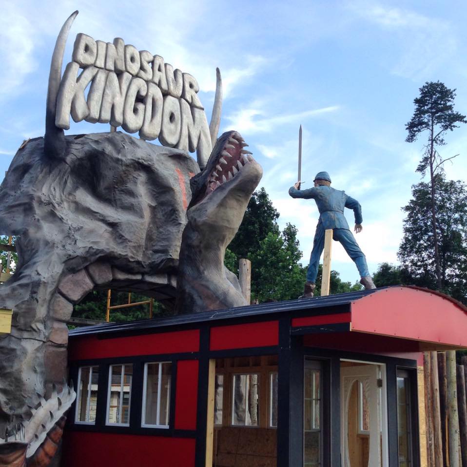 Fun & Offbeat Roadside Attractions to Add to Your Next Trip