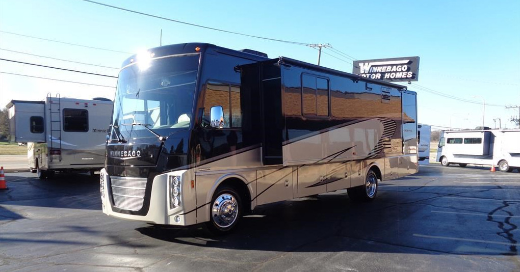RV Find of the Week: 2018 Winnebago Sightseer 33C Class A Gas Motorhome
