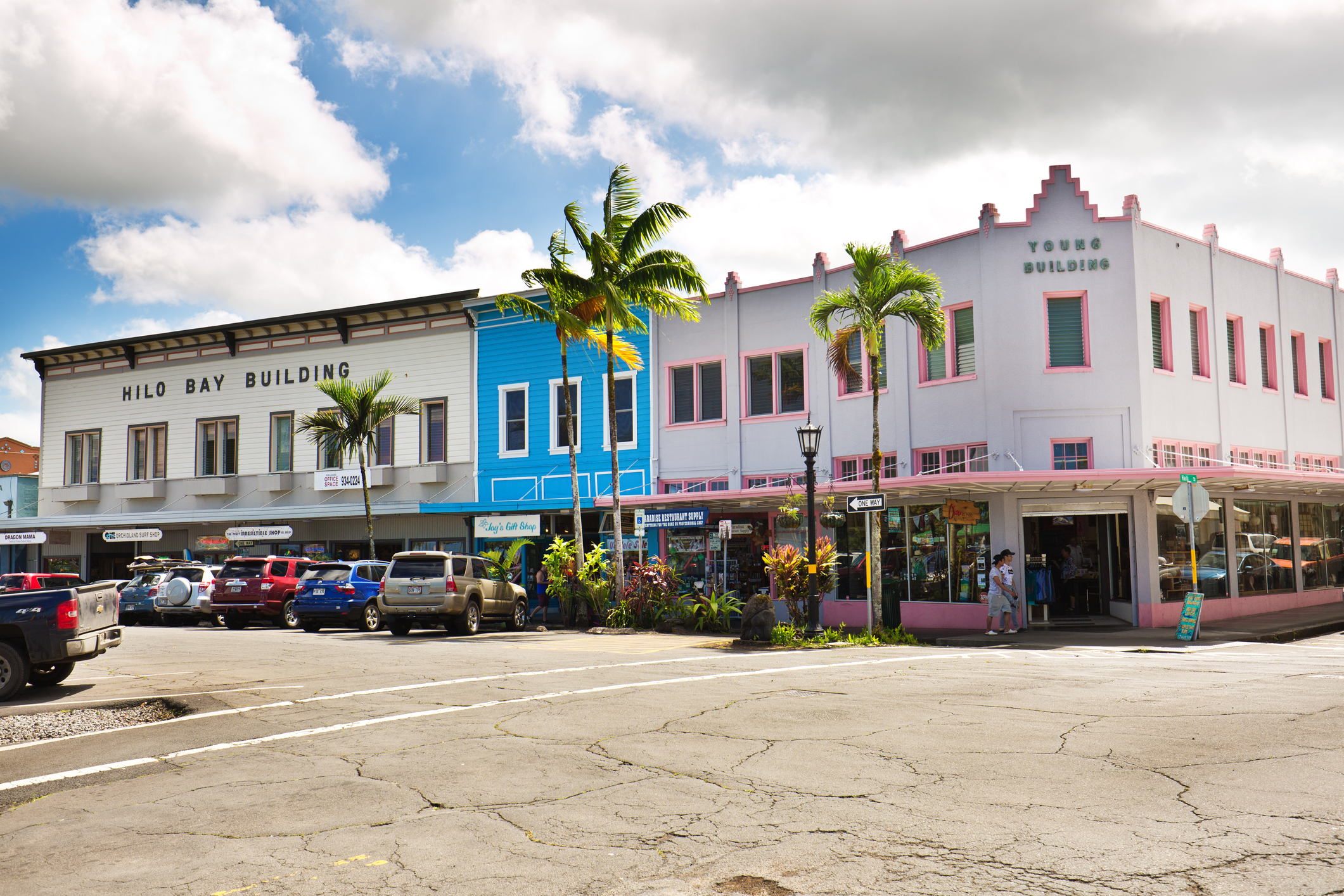 Tourist, Retail District at Downtown Hilo, Hawaii - RV Lifestyle News