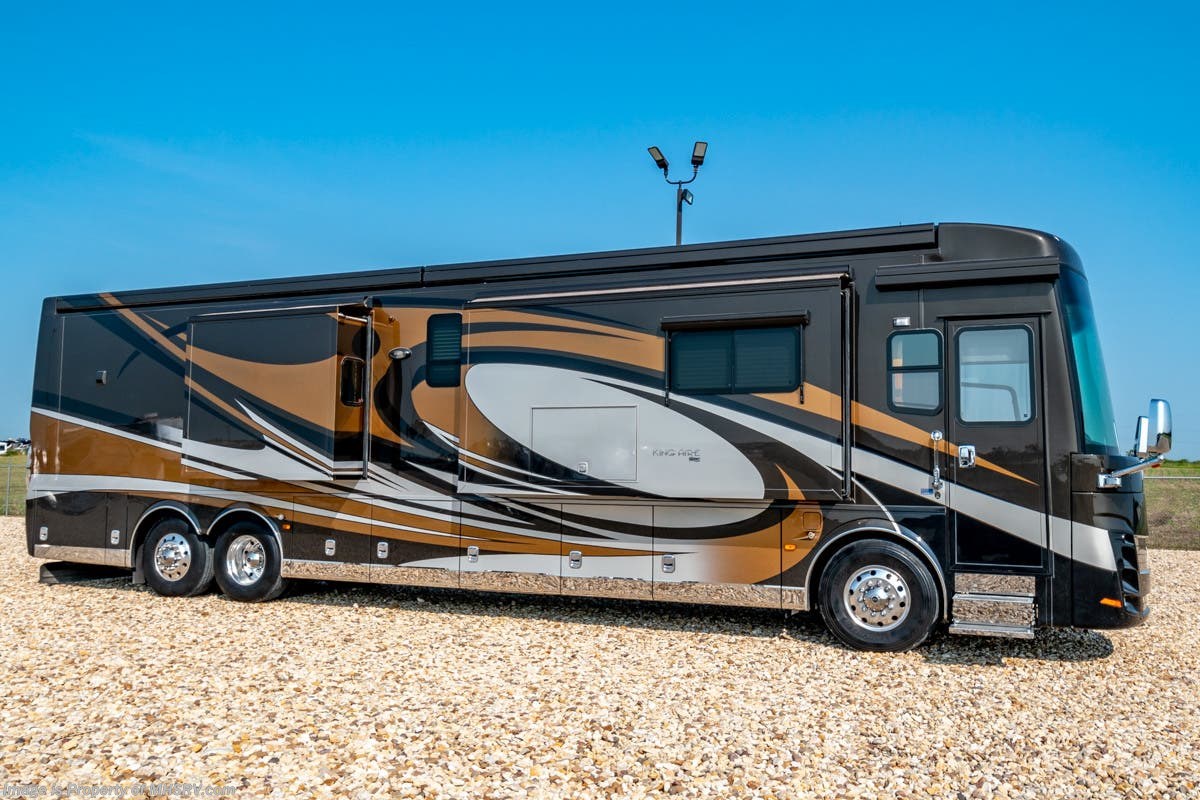 5 Incredible Luxury Motorhomes - RV Lifestyle News, Tips, Tricks and ...