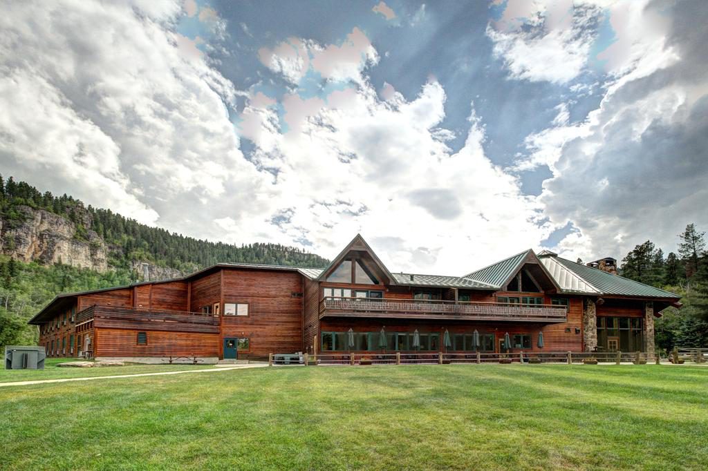 Spearfish Canyon Lodge, South Dakota