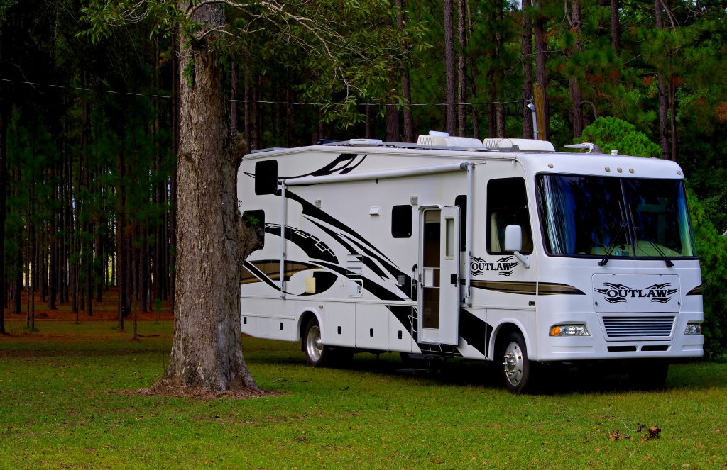 How to Get High Speed Internet and Stay Connected in Your RV - RV Lifestyle News, Tips, Tricks and More from RVUSA!