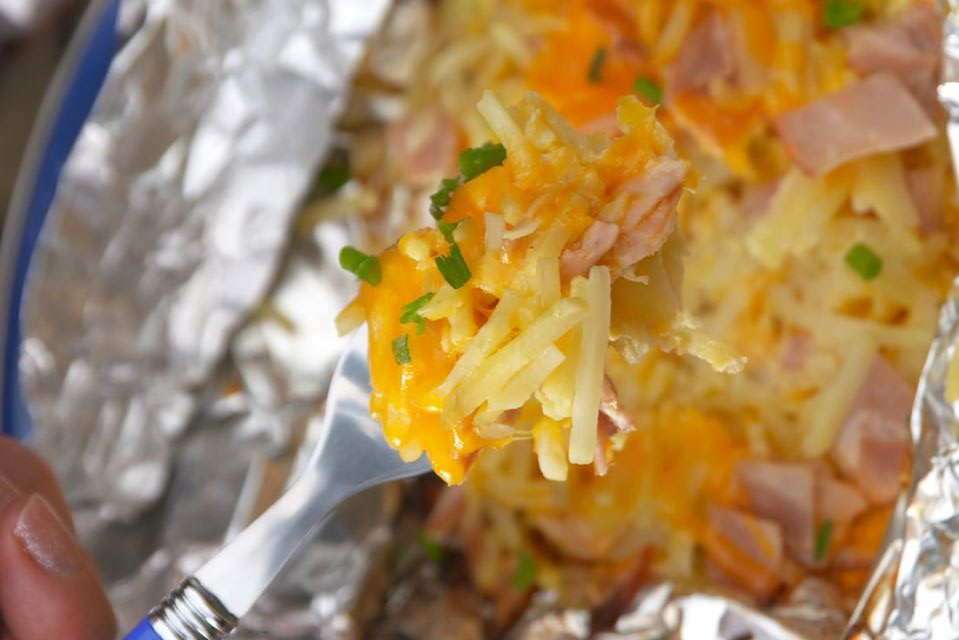 campfire foil pack recipes - Breakfast Foil Packs
