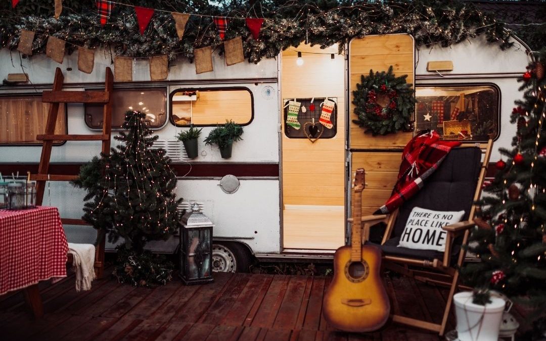 Easy RV Christmas Decorations