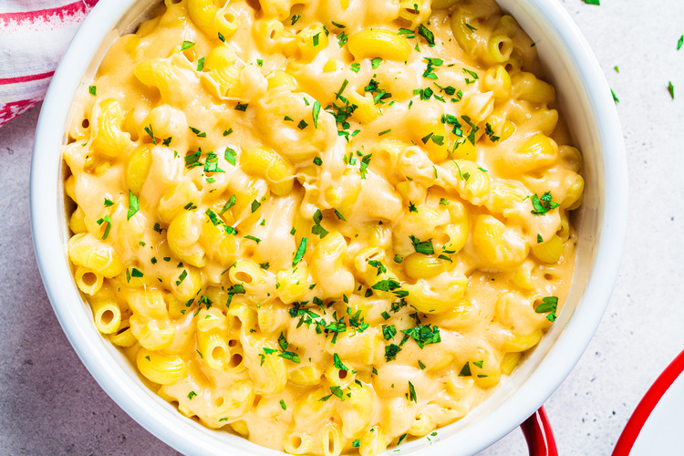 mac n cheese in a red dish