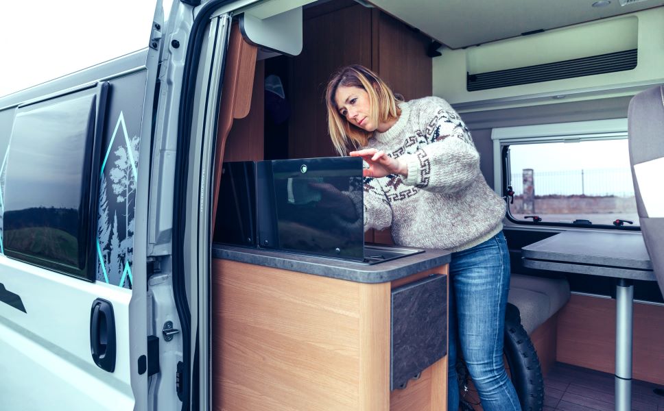 AdobeStock_467167259 Rv Cleqaning in the Spring