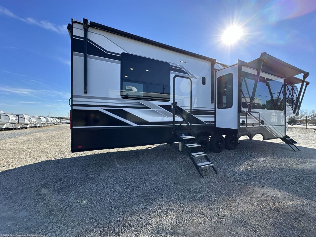 gand design momentum toy hauler rv 2025 Grand Design Momentum M-Class 395MS toy hauler rv for sale