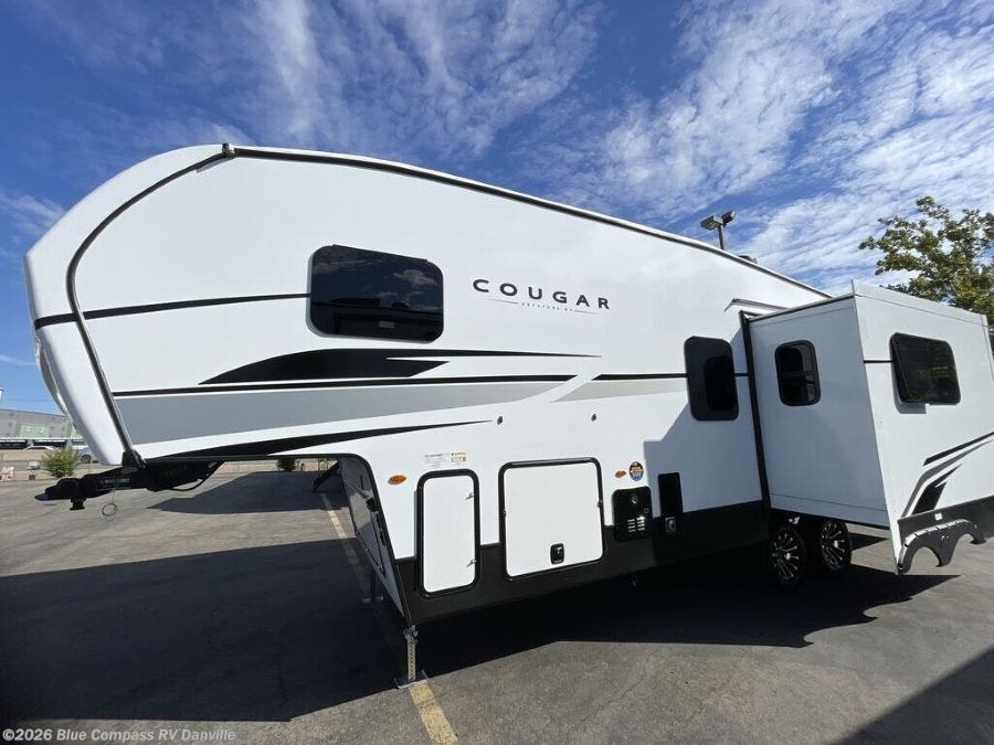 Keystone Cougar Sport on lot<br />
